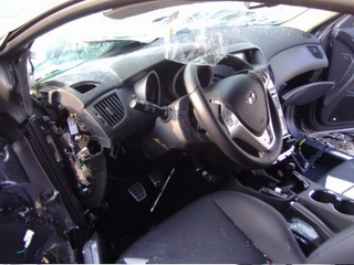 Illustration for article titled First Hyundai Genesis Coupe Crash Caught In Korea